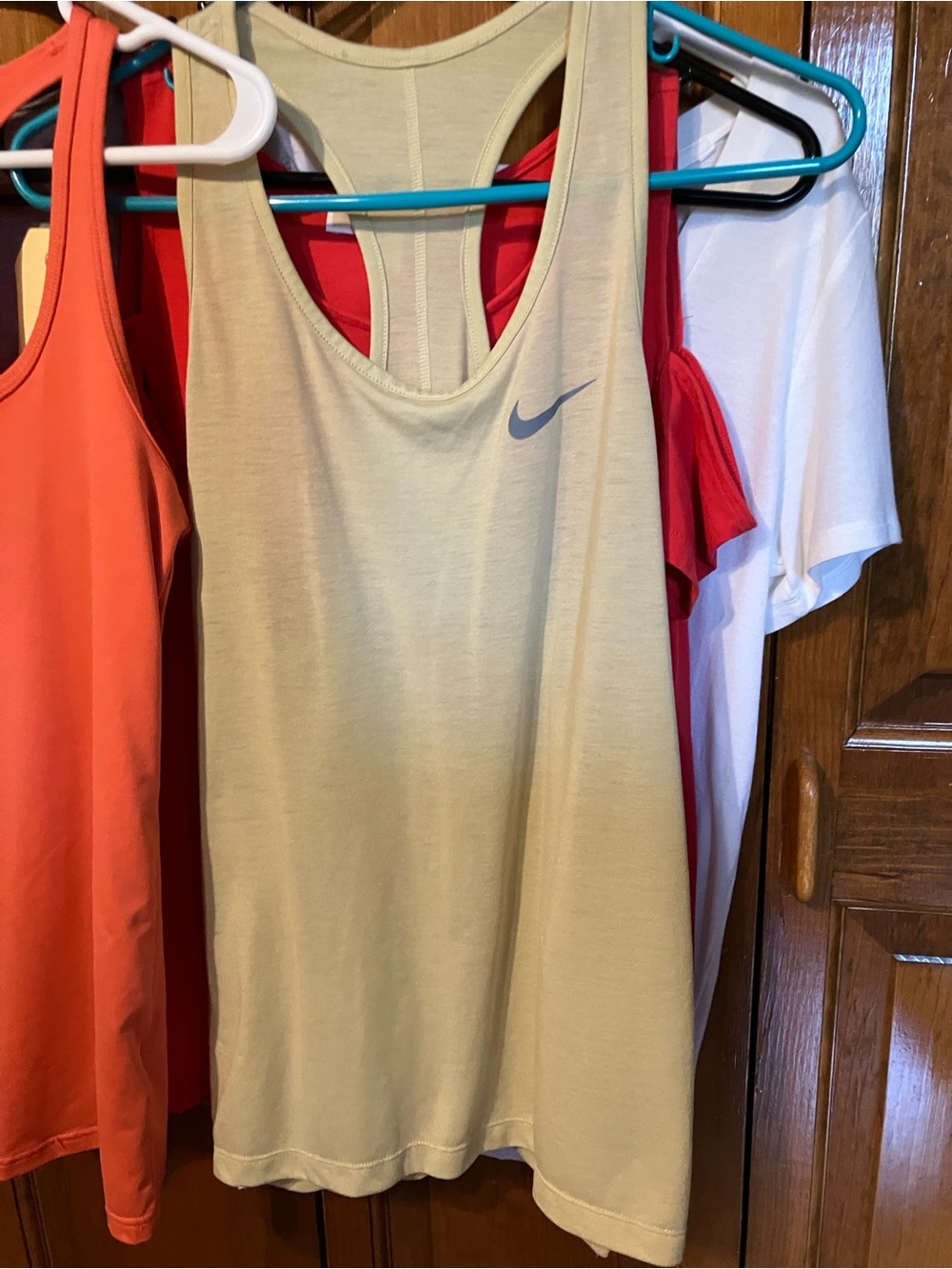 Nike Racerback Tank Tops & White and Gray Tees plus a set of clips w/ each one - Picture 6 of 16